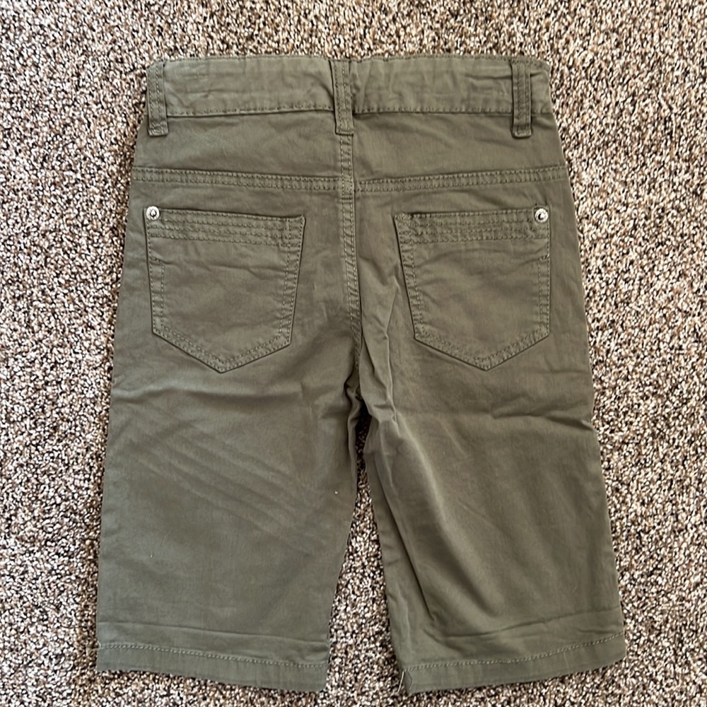 Buzz Cuts by J CREW boys Bermuda shorts size 6 adjustable waist olive green - Picture 2 of 4
